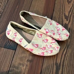 Women flamingo toms size 7.5